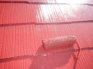 横浜市中区 屋根塗装 上塗り仕上げ工程