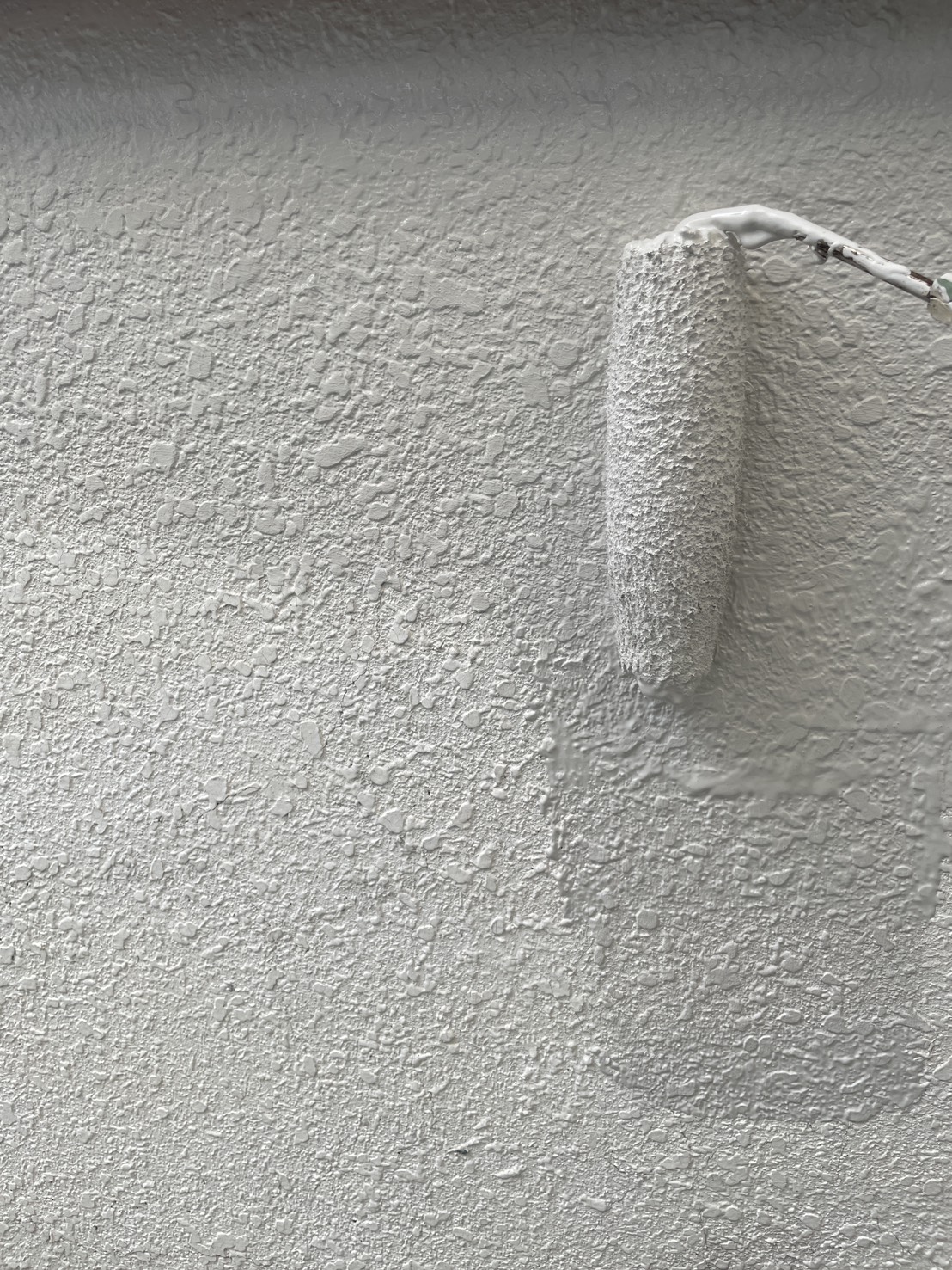 外壁中塗りローラー②